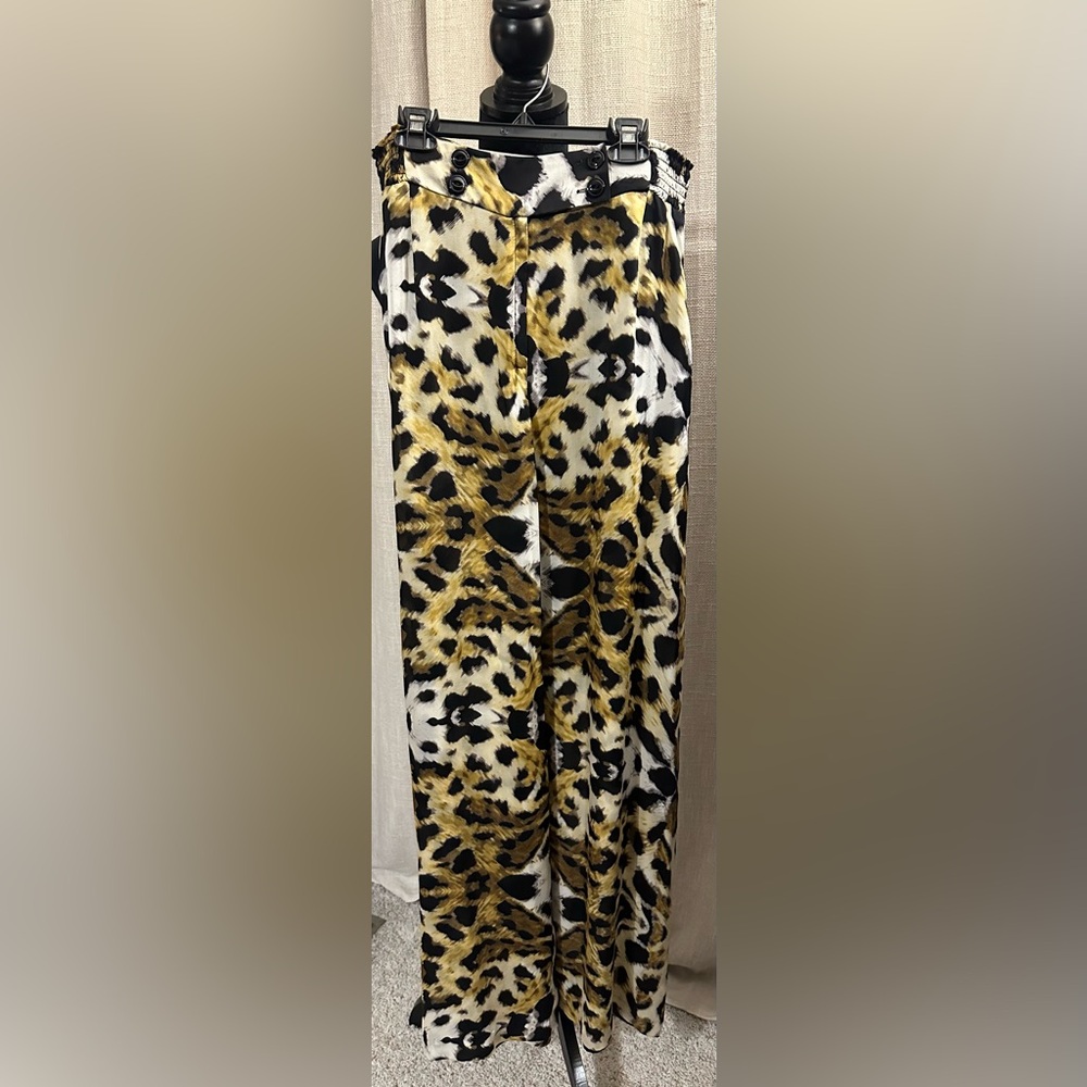 Betsey Johnson Vintage early 2000’s Collection Animal Print Silk Pants Size 8